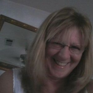 Meet your Posher, Connie